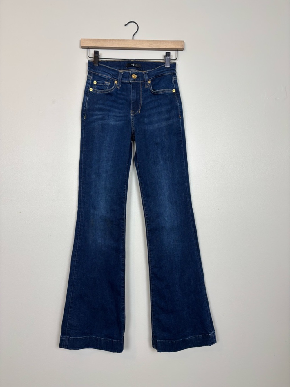 7 For All Mankind Jeans Womens 25 Dojo Tailorless Flare in Dark Indigo